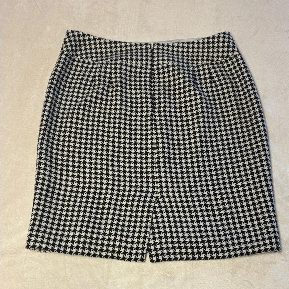 LOFT Black&White  City Classic  Preppy Twee Houndstooth Mini‎ Pencil Skirt